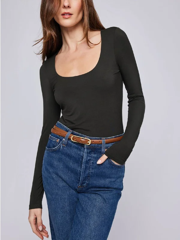 Chic Minimalism Ruthie Long Sleeve T-Shirt