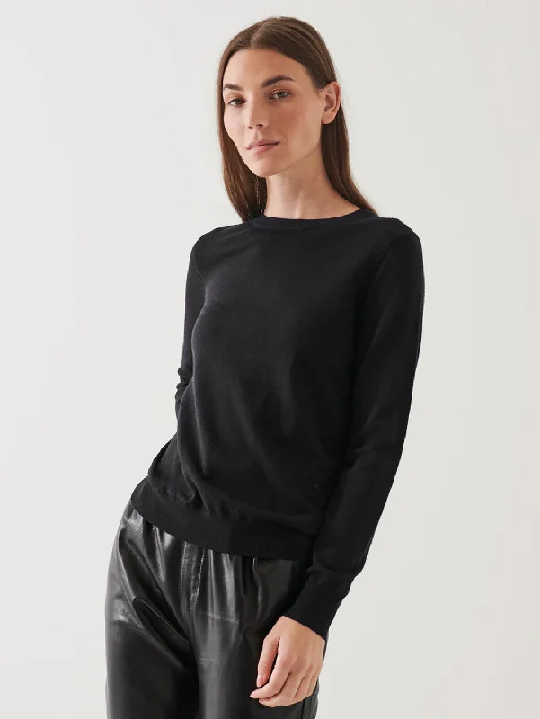 Merino Wool Classic Crewneck - Black