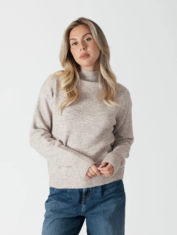 Mabel Mockneck - Oatmeal