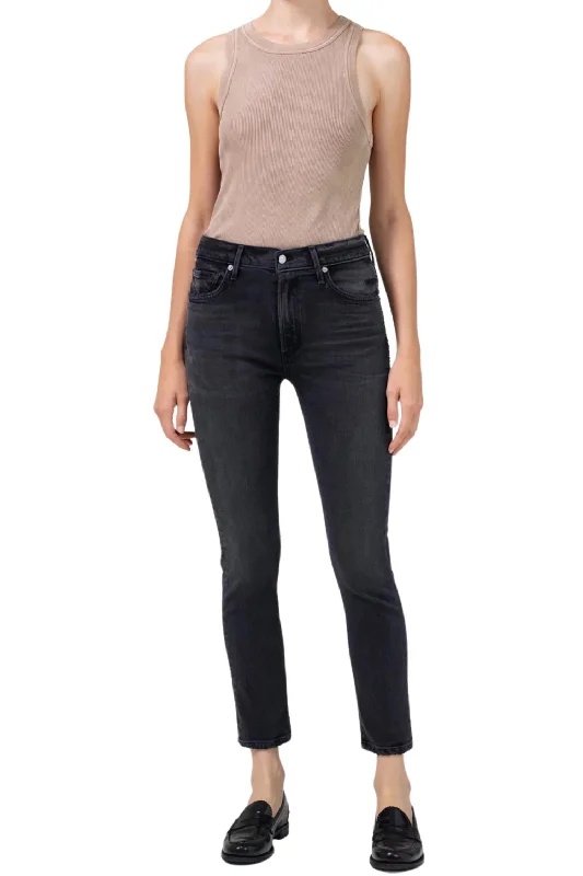 Ella Mid Rise Crop Jeans In Film Noir